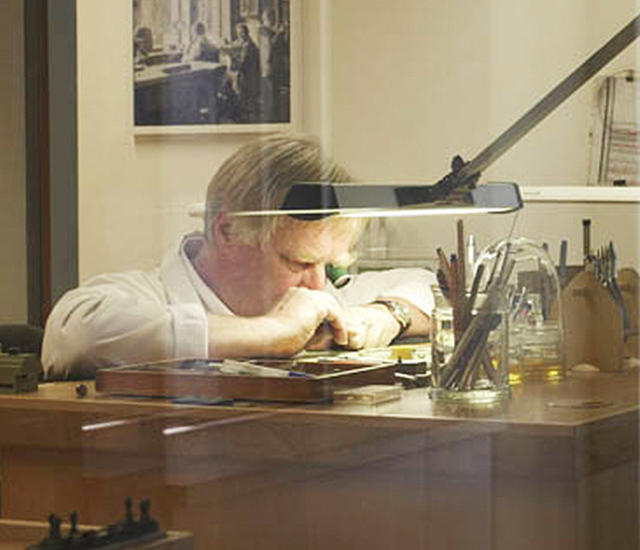 全程透明_兰州亨得利腕表维修服务中心 全程透明_兰州亨得利钟表维修服务中心