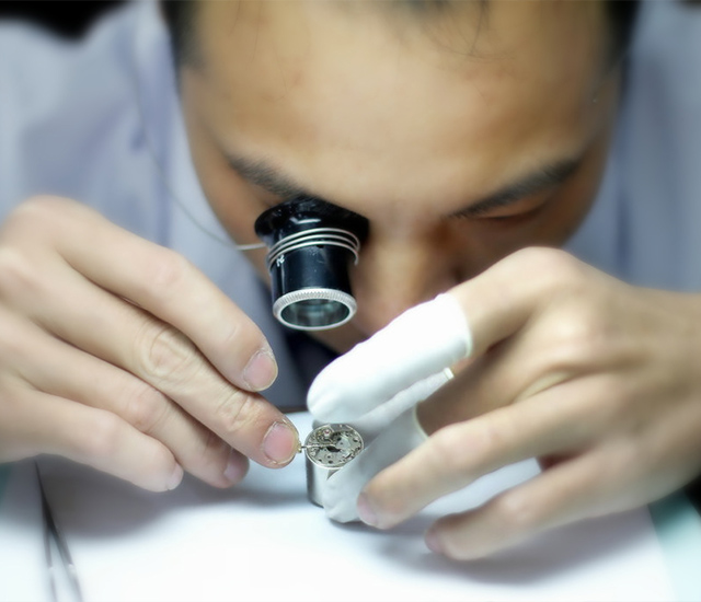 无尘检修_兰州亨得利腕表维修服务中心 无尘检修_兰州亨得利钟表维修服务中心