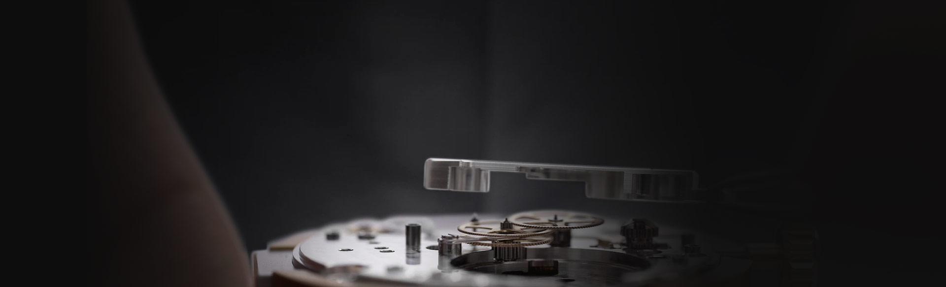 兰州亨得利钟表维修服务中心